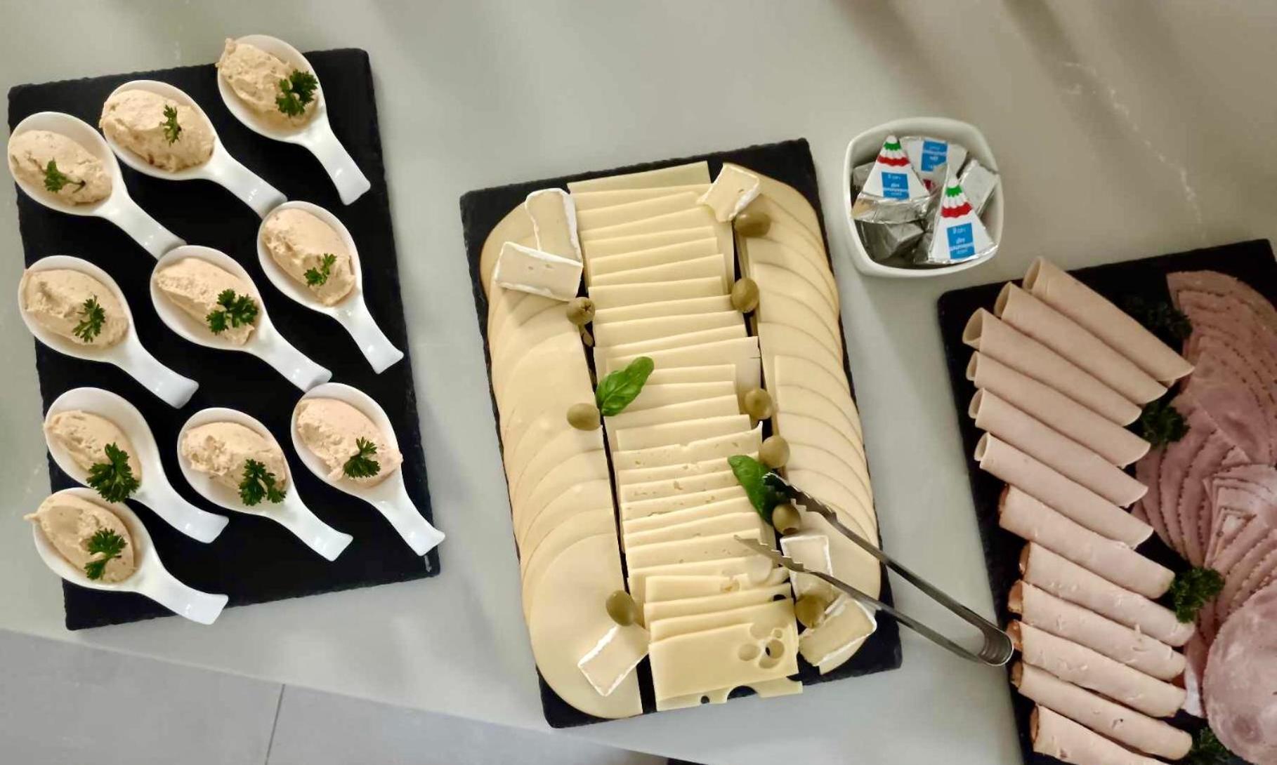 A16 Design Panzio Hotel Harkany Bagian luar foto